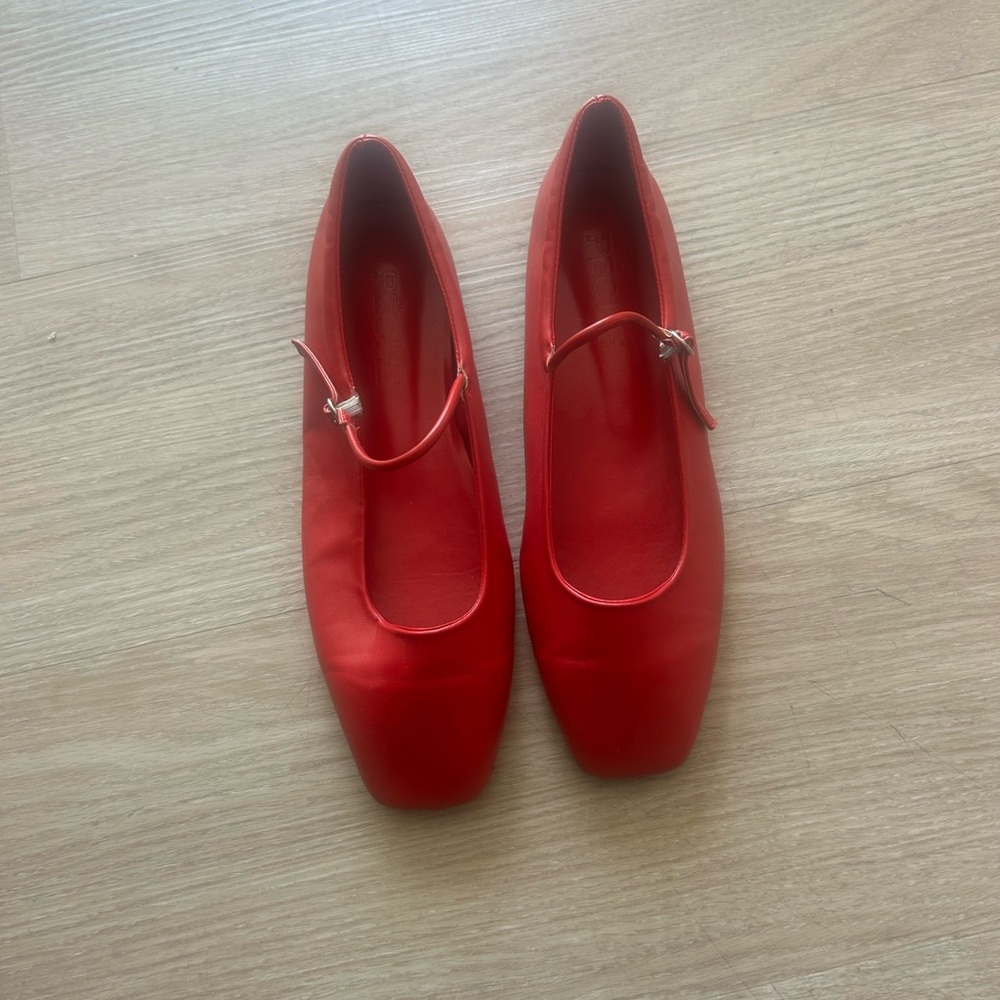 Red PÊCHE handmade flat Mary Jane
